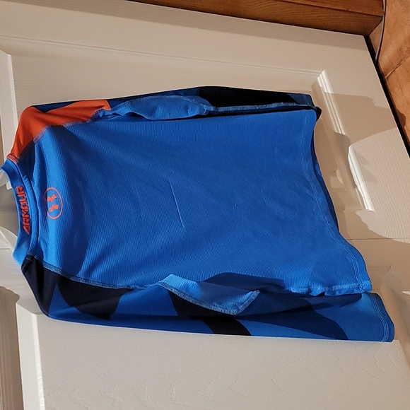 Two Boys Under Armour boys long-sleeved shirts, size 6 - Picture 3 of 6